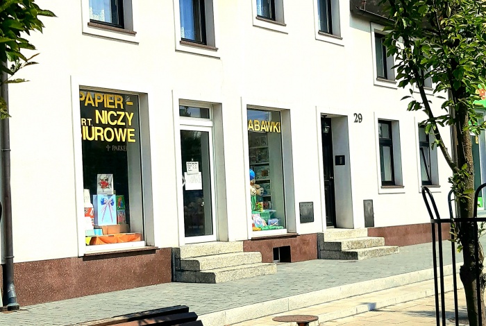 Komercja na wynajem w Kórnik  Plac Niepodległości o powierzchni 110 mkw