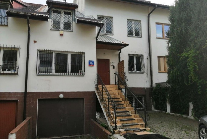 Dom na sprzedaż w Warszawa Mokotów Niedźwiedzia o powierzchni 400 mkw