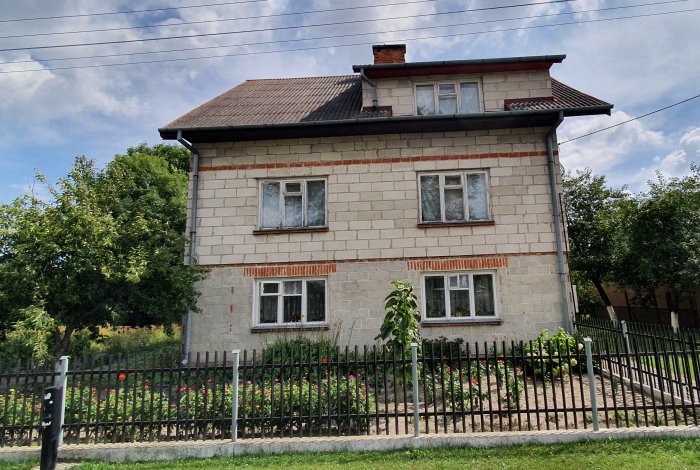 Dom na sprzedaż w Sawin  Chełmska o powierzchni 250 mkw