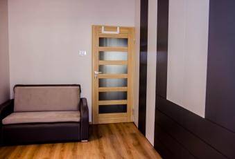Komercja na wynajem, Warszawa mazowieckie - oferta 8579 Komercja, Komercja na wynajem, Warszawa mazowieckie, o powierzchni 77m2, pokoje 4, w cenie 4990 zł.
