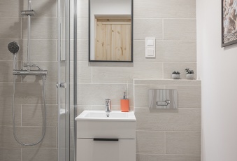 Dom na sprzedaż, Rzeszów podkarpackie - oferta 12804 Domy na sprzedaż, Dom na sprzedaż, Rzeszów podkarpackie, o powierzchni 306m2, pokoje 8, w cenie 949000 zł.
