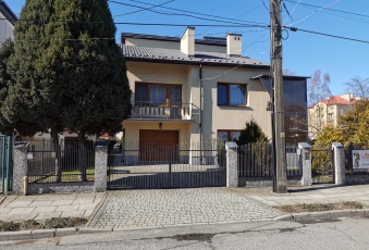 Dom na sprzedaż, Tarnów małopolskie - oferta 822618 Dom na sprzedaż Tarnów 822618