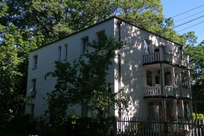 Mieszkanie na sprzedaż w Milanówek  Niecała o powierzchni 68 mkw