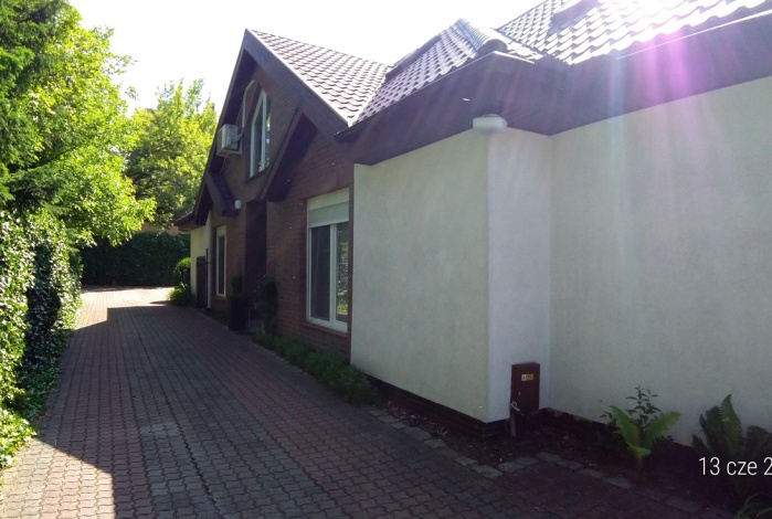 Dom na sprzedaż w Toruń Jakubskie Przedmieście Marii Skłodowskiej-Curie 23B o powierzchni 237 mkw
