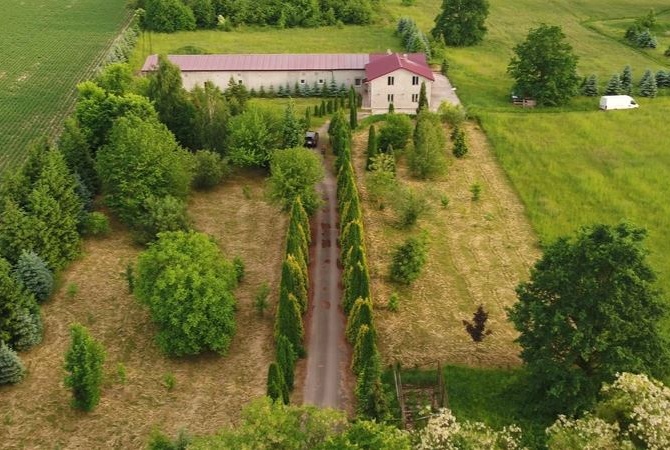 Komercja na wynajem w Kampinos Zawady  o powierzchni 750 mkw