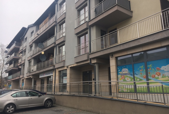 Komercja na wynajem w Ząbki  Krasickiego 14 o powierzchni 135 mkw