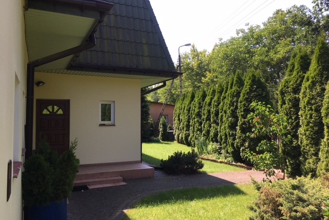Dom na wynajem w Piaseczno  Chyliczki ul. Budowlana 7 o powierzchni 180 mkw