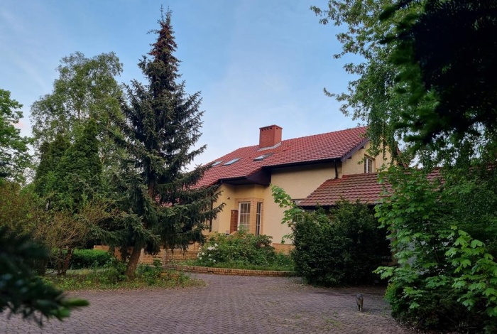 Dom na sprzedaż w Puszczykowo  Jarosławska o powierzchni 290 mkw