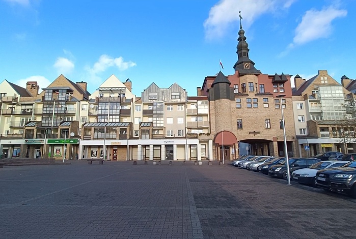 Komercja na wynajem w Murowana Goślina  Nowy Rynek 10 o powierzchni 62 mkw