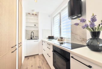 Mieszkanie na sprzedaż Gdynia  828406