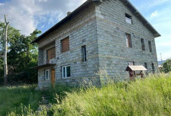 Dom na sprzedaż Tarnowiec  828948