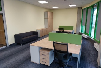 Komercja na wynajem Niedrzwica Duża  830997