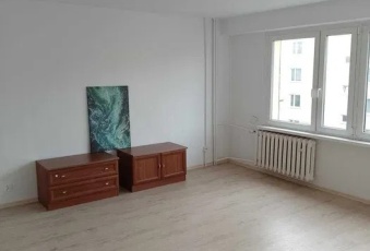 Mieszkanie na sprzedaż Parzęczew  831090