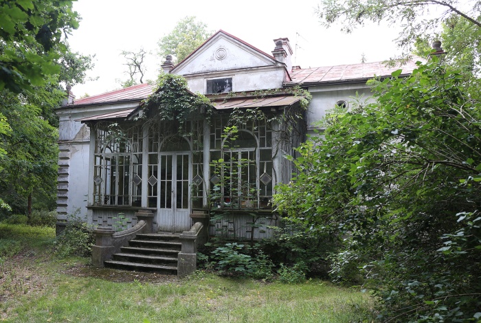 Dom na sprzedaż w Klembów Ostrówek  o powierzchni 244 mkw