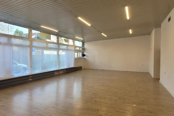 Komercja na sprzedaż w Szczecin Niebuszewo  o powierzchni 222 mkw