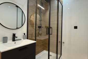 Mieszkanie na sprzedaż Gdynia  830589