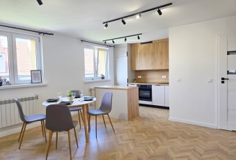 Mieszkanie na sprzedaż Chorzów  832640