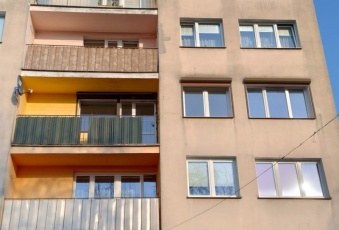 Mieszkanie na sprzedaż Góra  832935