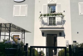 Dom na sprzedaż Mielno  833231