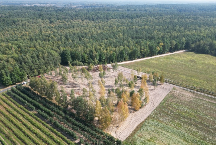 Działka na sprzedaż w Grodzisk Mazowiecki   o powierzchni 1073 mkw