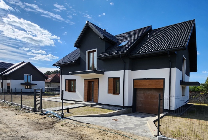 Dom na sprzedaż w Tarnowskie Góry Pniowiec Zakładowa o powierzchni 151 mkw