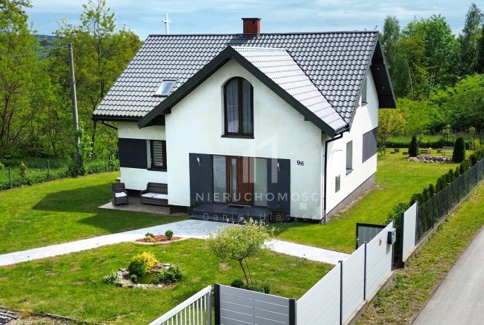 Dom na sprzedaż w Brzyska Ujazd  o powierzchni 140 mkw