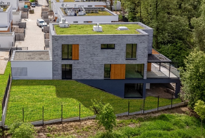 Dom na sprzedaż w Kraków Krowodrza wiosenna o powierzchni 377 mkw