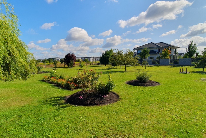 Działka na sprzedaż w Wrocław Krzyki Jareckiego o powierzchni 1800 mkw