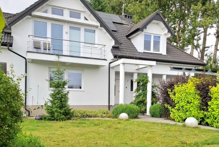 Dom na sprzedaż w Gdynia Chwarzno-Wiczlino Onufrego Zagłoby o powierzchni 244 mkw