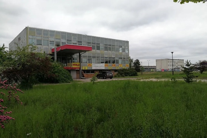 Komercja na sprzedaż w Praszka  Kaliska o powierzchni 2000 mkw