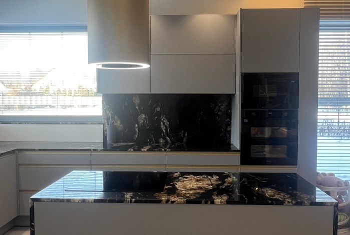 Dom na sprzedaż w Serock  Długa o powierzchni 245 mkw