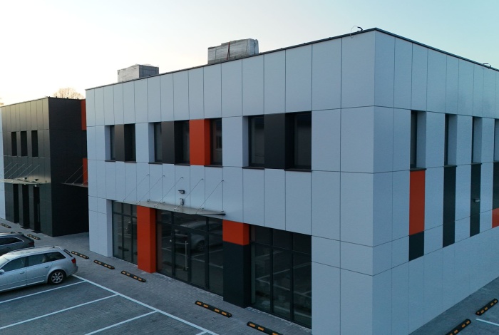 Komercja na wynajem w Brzesko  Solskiego 15 o powierzchni 192 mkw