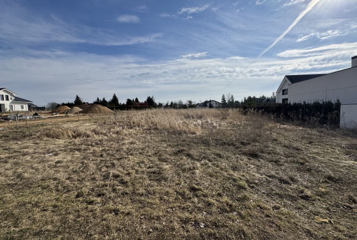 Działka na sprzedaż w Tarnowo Podgórne Baranowo Wiosenna o powierzchni 1077 mkw