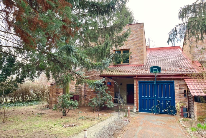 Dom na sprzedaż w Warszawa Praga-Południe Algierska o powierzchni 176 mkw