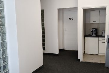 Komercja na wynajem w Poznań Nowe Miasto Starołęcka 42d o powierzchni 183 mkw