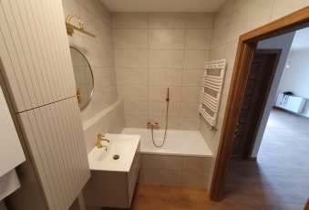 Mieszkanie sprzedaż Wrocław Krzyki 42 mkw Mieszkanie Sprzedam dolnośląskie Wrocław Krzyki-1