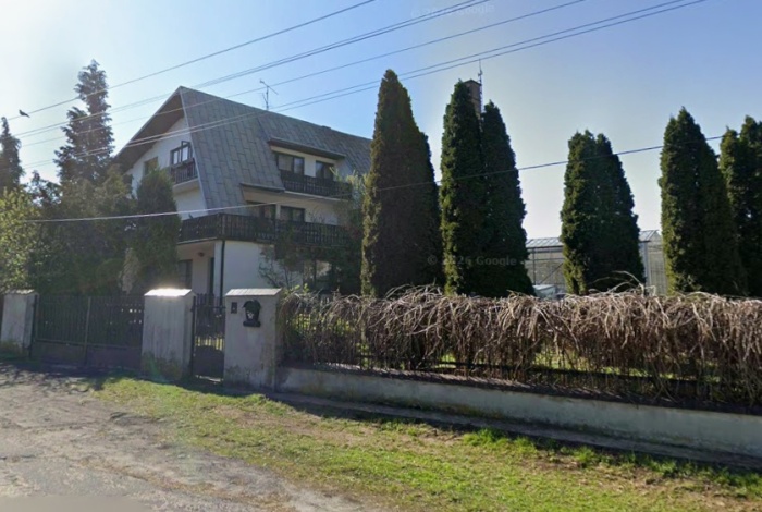 Dom na sprzedaż w Mykanów Rybna Prosta 4 o powierzchni 350 mkw