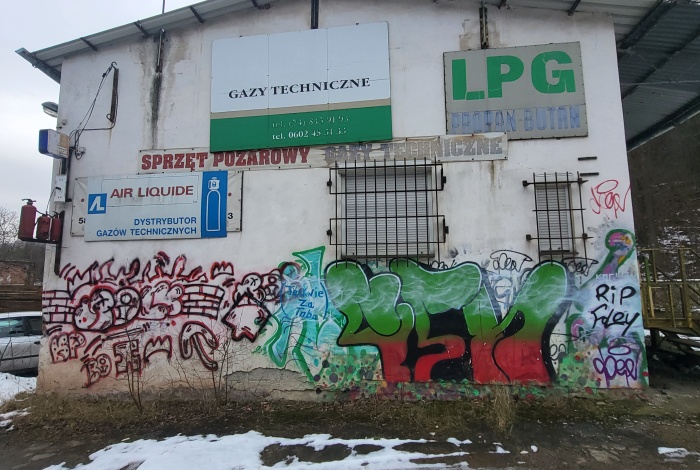 Komercja na sprzedaż w Wałbrzych Podgórze  o powierzchni 597 mkw