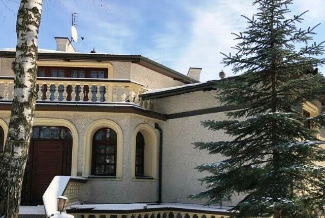 Dom na sprzedaż w Warszawa Bielany  o powierzchni 500 mkw