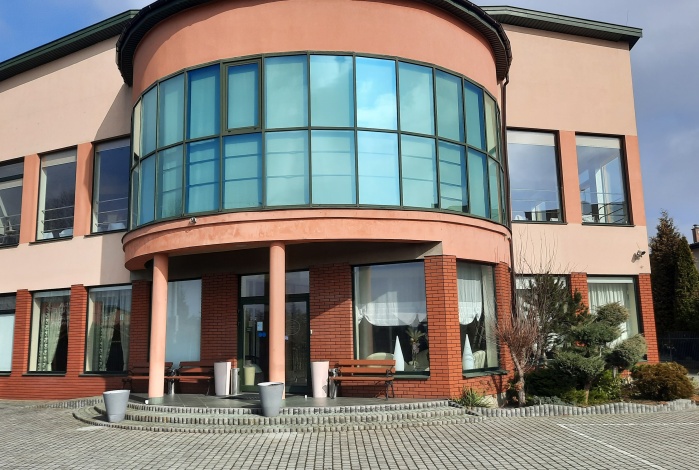 Komercja na sprzedaż w Jedlińsk Wielogóra  o powierzchni 970 mkw
